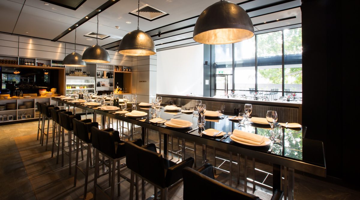 Mobius Bar & Grill